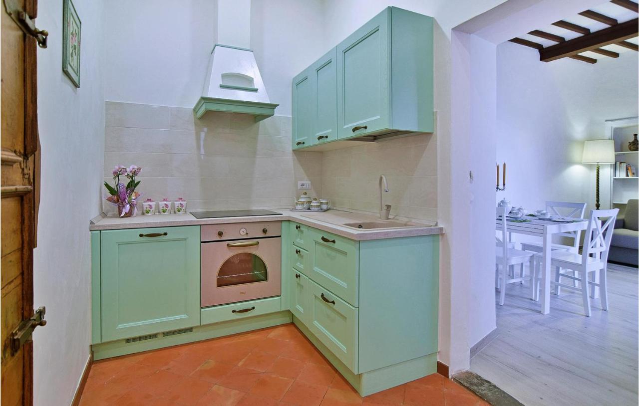 1 Bedroom Gorgeous Apartment In Arezzo Kültér fotó