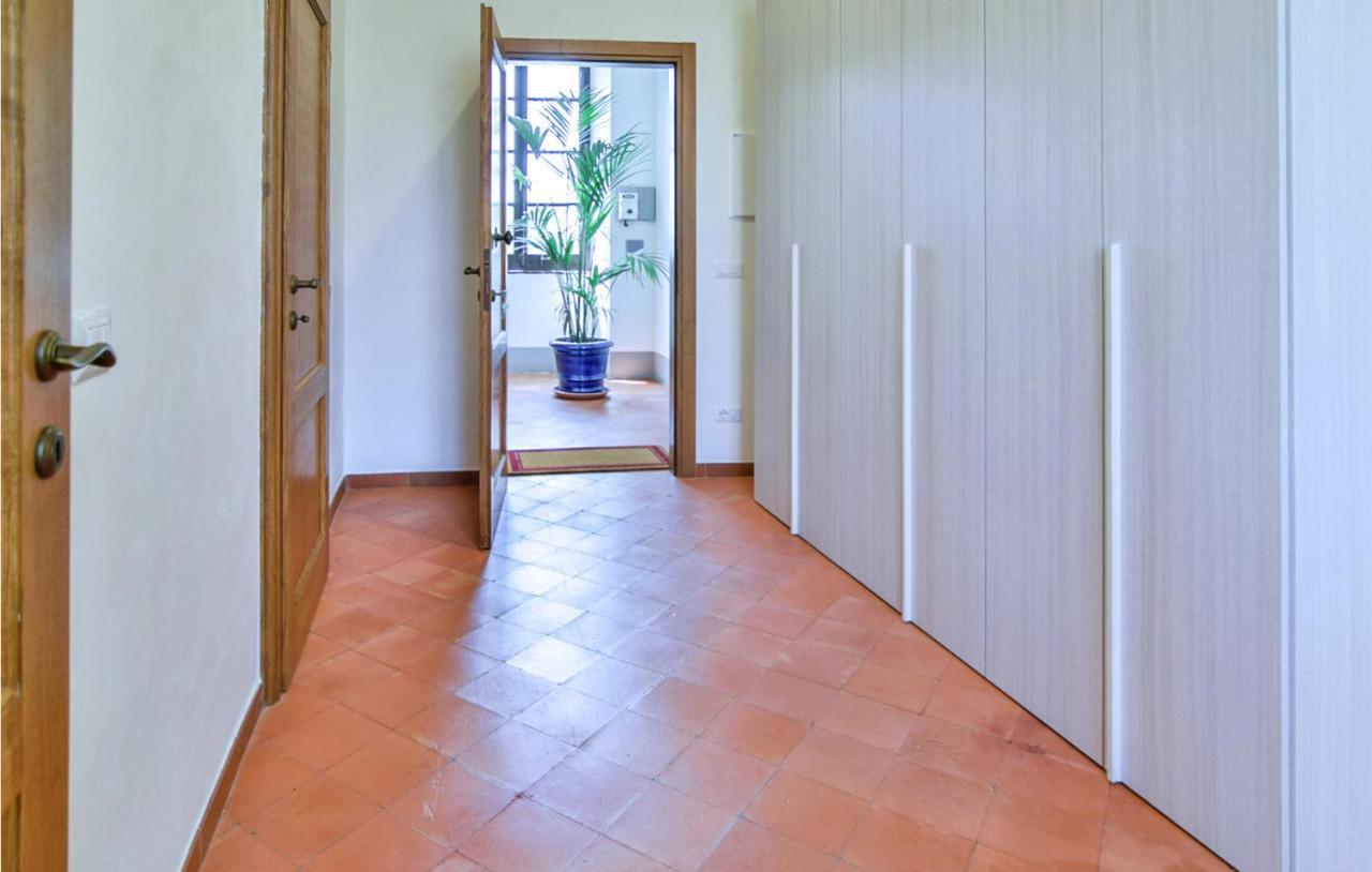 1 Bedroom Gorgeous Apartment In Arezzo Kültér fotó
